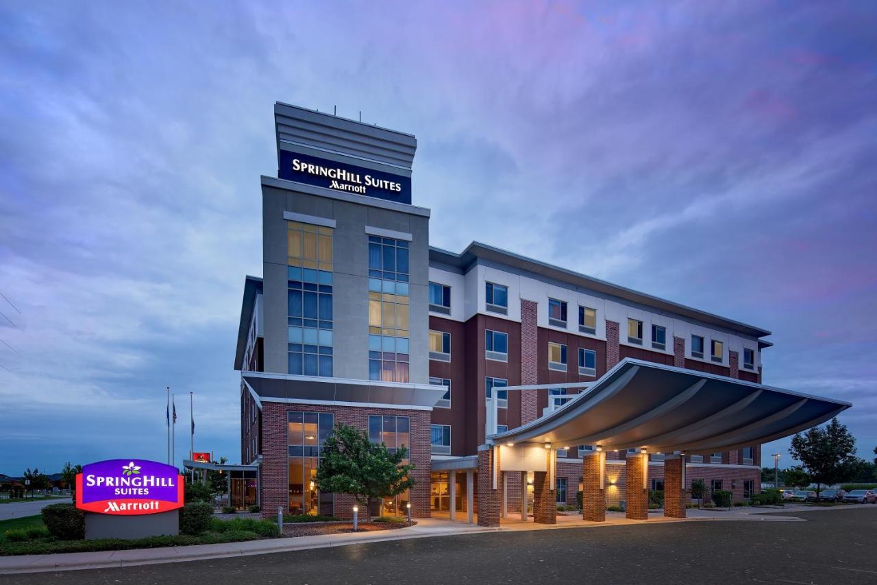 Springhill Suites By Marriott Γκριν Μπέι Εξωτερικό φωτογραφία