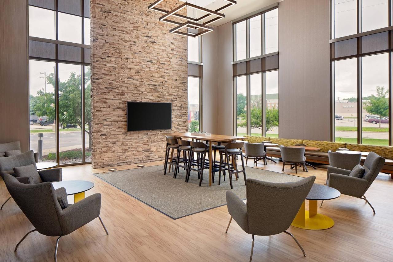 Springhill Suites By Marriott Γκριν Μπέι Εξωτερικό φωτογραφία