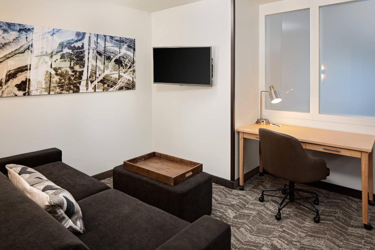 Springhill Suites By Marriott Γκριν Μπέι Εξωτερικό φωτογραφία
