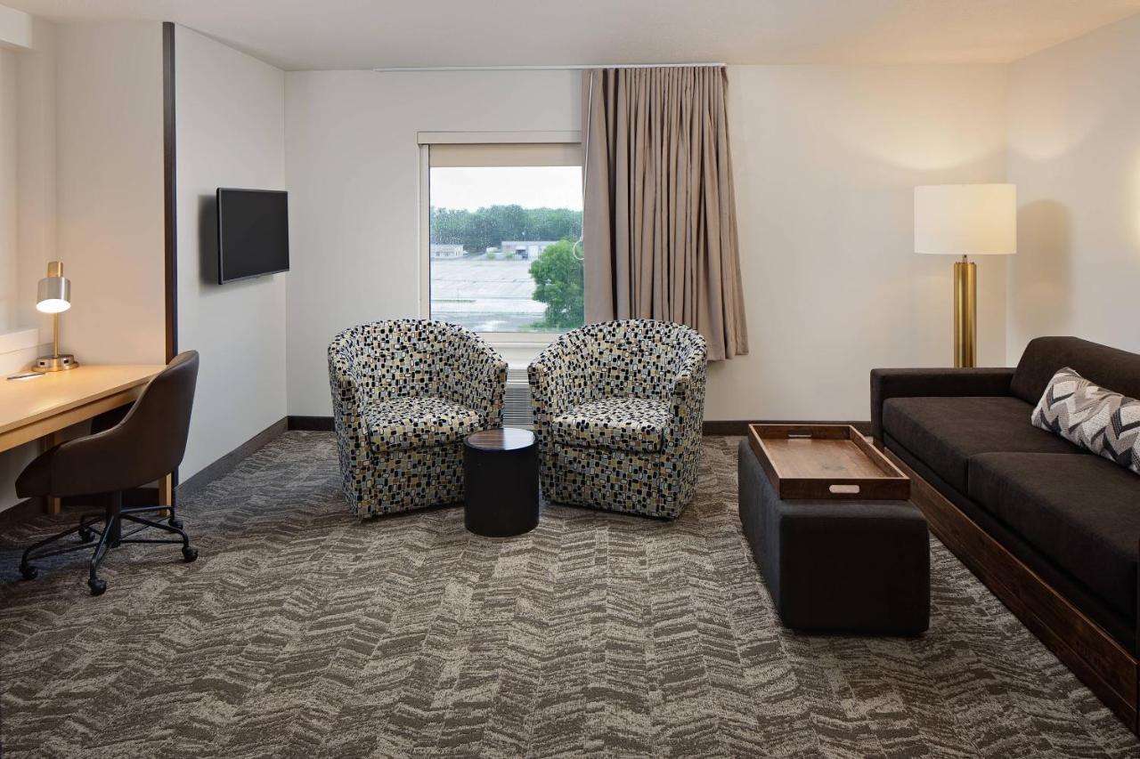 Springhill Suites By Marriott Γκριν Μπέι Εξωτερικό φωτογραφία