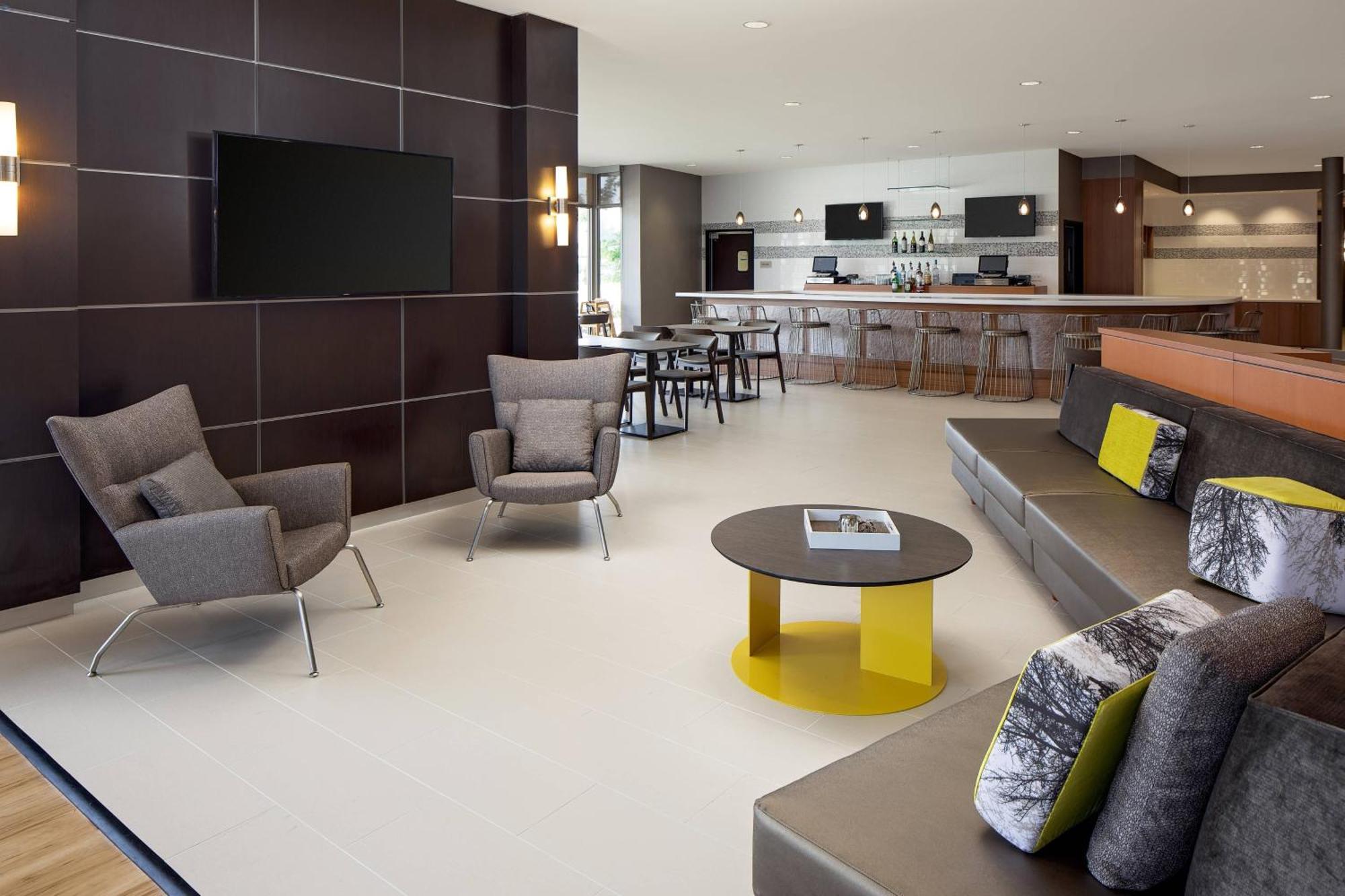 Springhill Suites By Marriott Γκριν Μπέι Εξωτερικό φωτογραφία