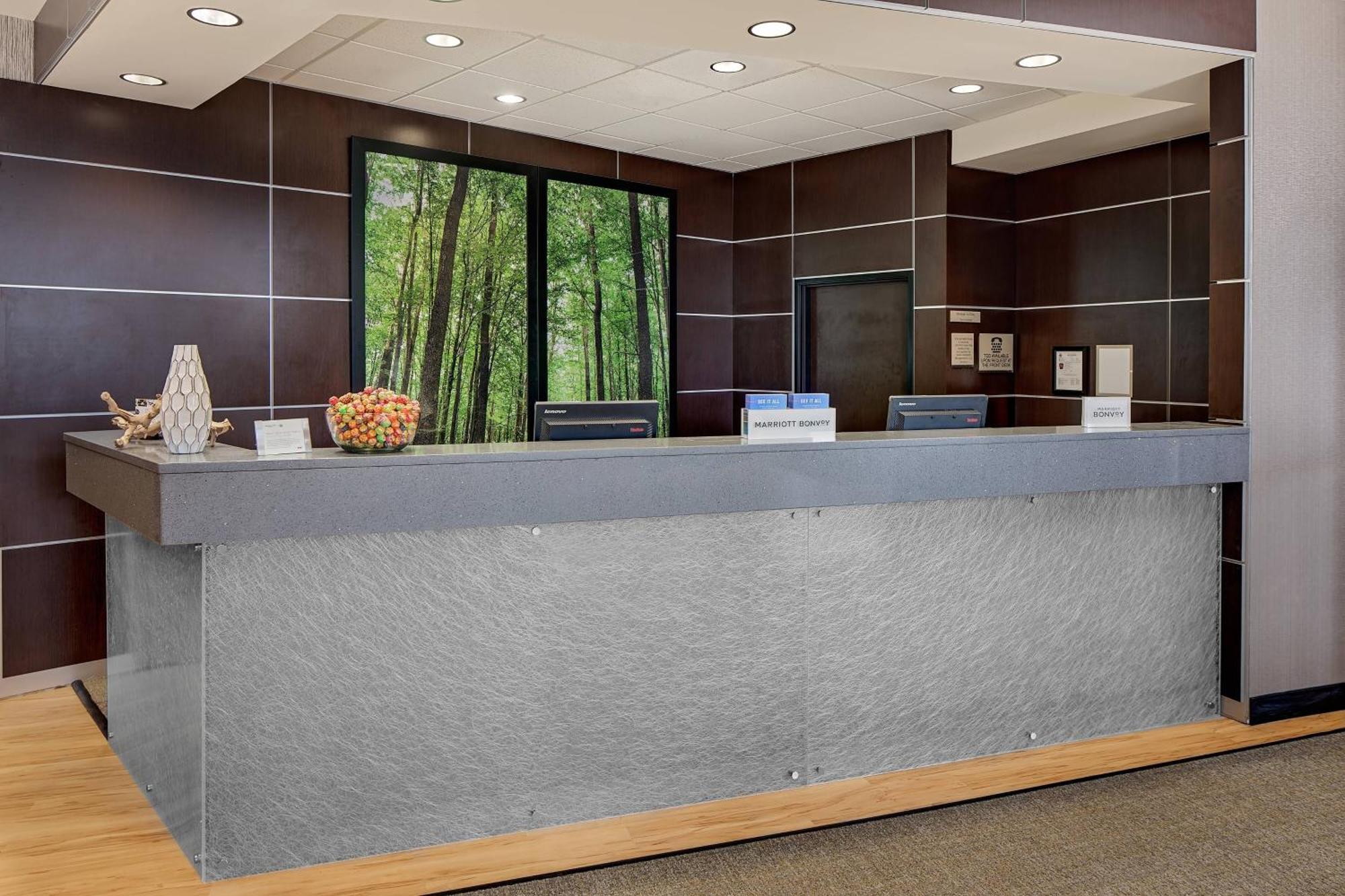 Springhill Suites By Marriott Γκριν Μπέι Εξωτερικό φωτογραφία